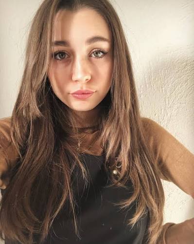 <em>Isabella R.</em>